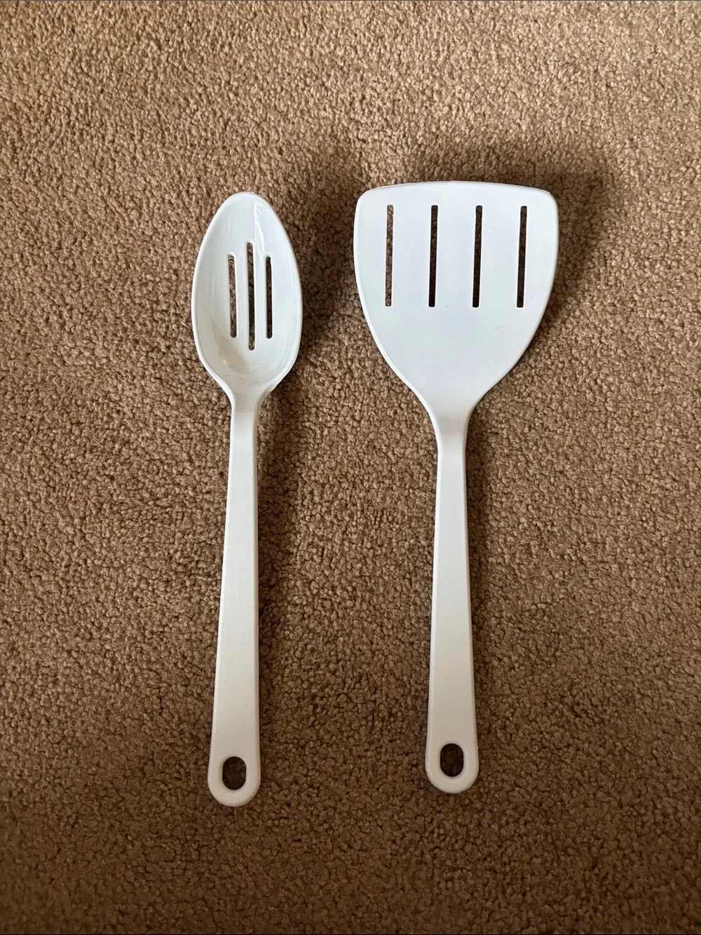 Vintage Taylor Made Products White Slotted Spoon and spatula Kitchen Utensil Set